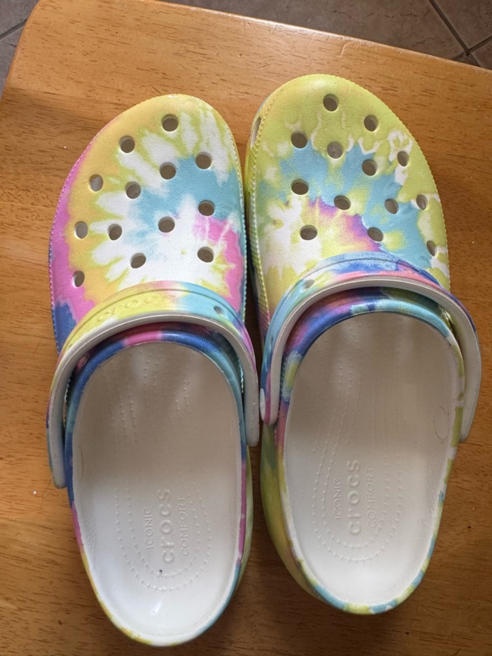 Women’s Size 10 Platform Tie-Dye Crocs- Multicolor Clog